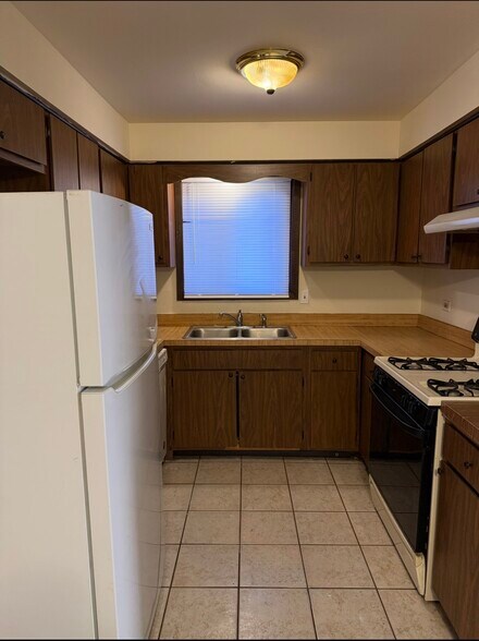 Building Photo - 5834 158th Pl