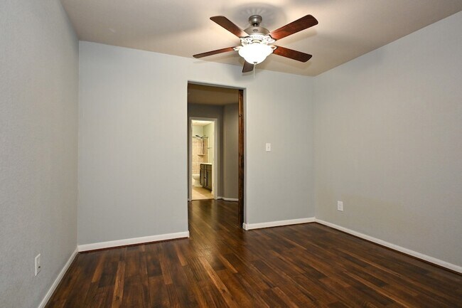 Building Photo - 9952 Morgan Creek Ln