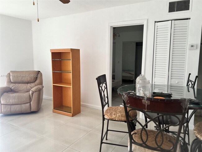 Building Photo - 4758 W Flagler St