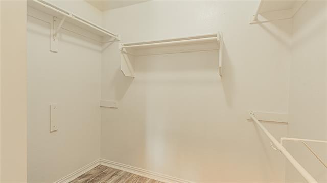 Building Photo - 704 Cedar Cove Dr