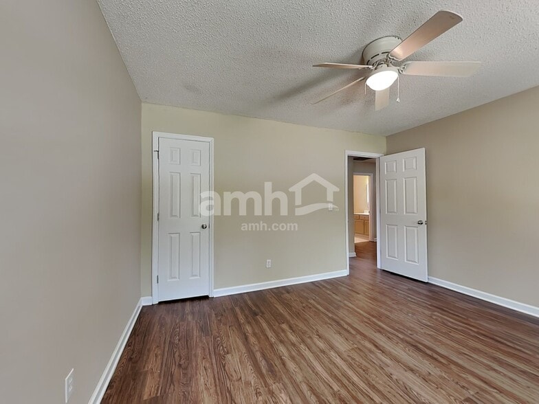 Building Photo - 5050 Toucan Ln