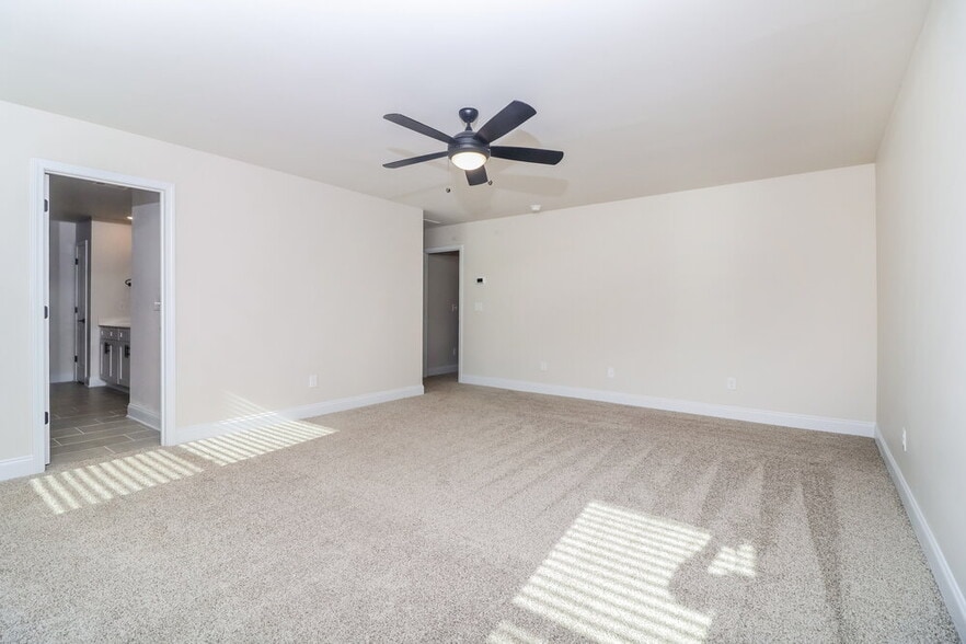 Building Photo - 259 Cantrell Dr