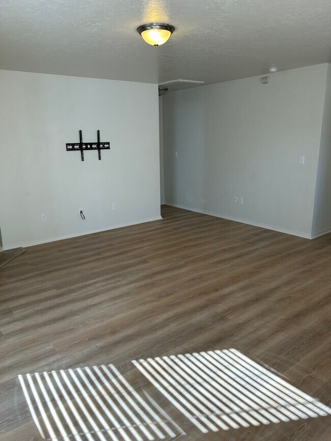 Building Photo - 3932 S Veneto Pl