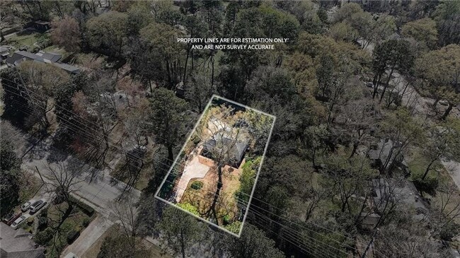Building Photo - 955 S Columbia Dr