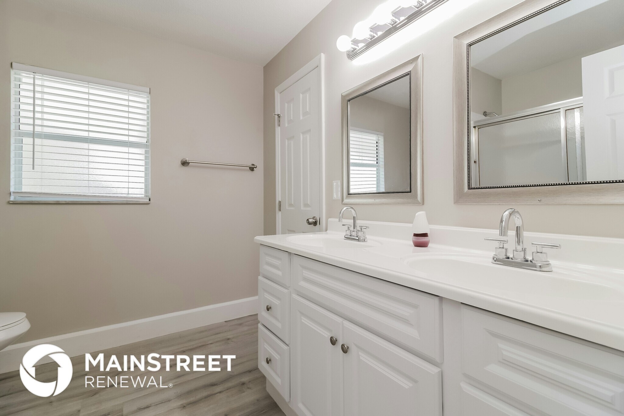 Building Photo - 466 Oxford Dr