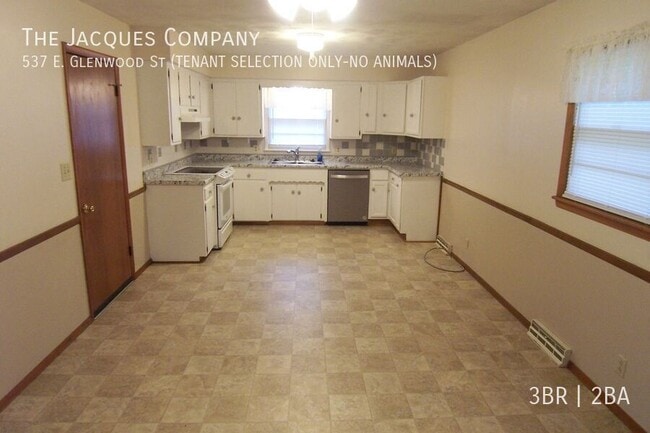 Building Photo - 537 E Glenwood St