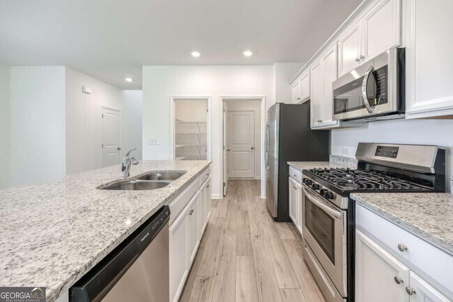 Building Photo - 49 Kestrel Dr