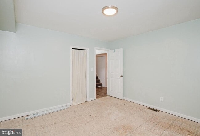 Building Photo - Single family house for rent in a fantastic location