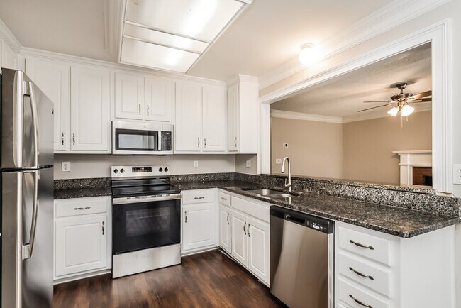 Building Photo - 1310 Kay Terrace SE