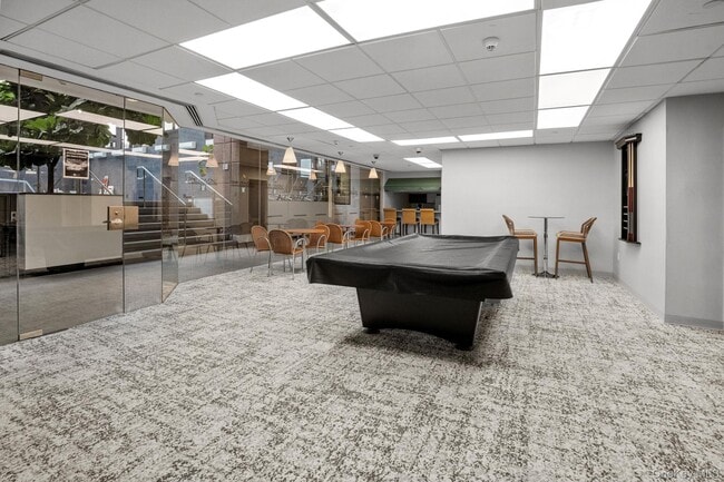 Building Photo - 4 Martine Ave