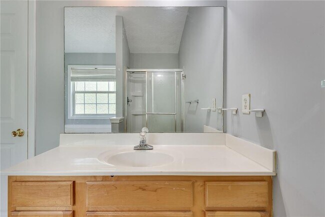 Building Photo - 3337 Baymount Way