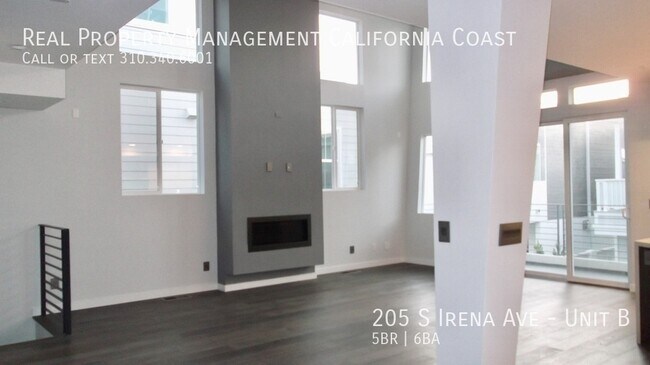 Building Photo - 205 S Irena Ave