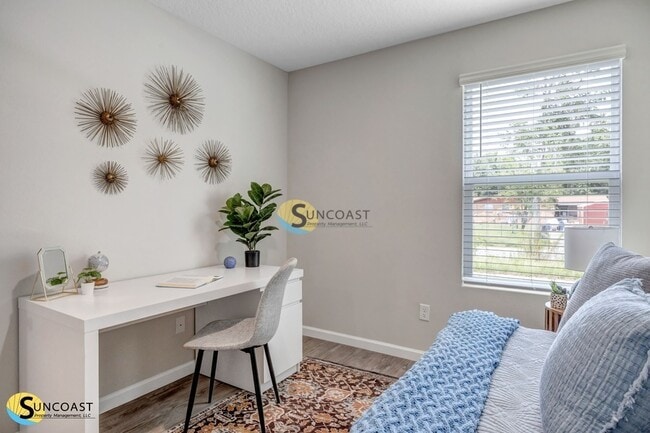 Building Photo - 6505 Breezy Oaks Wy