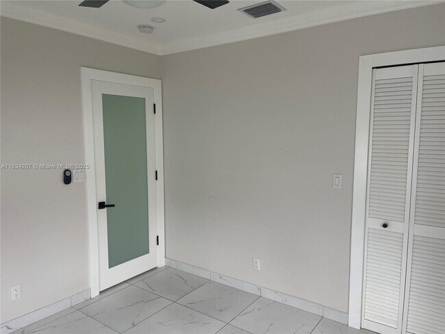 Building Photo - 1367 SW 37th Ave