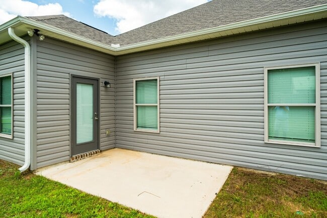 Building Photo - 30 County Rd 1018