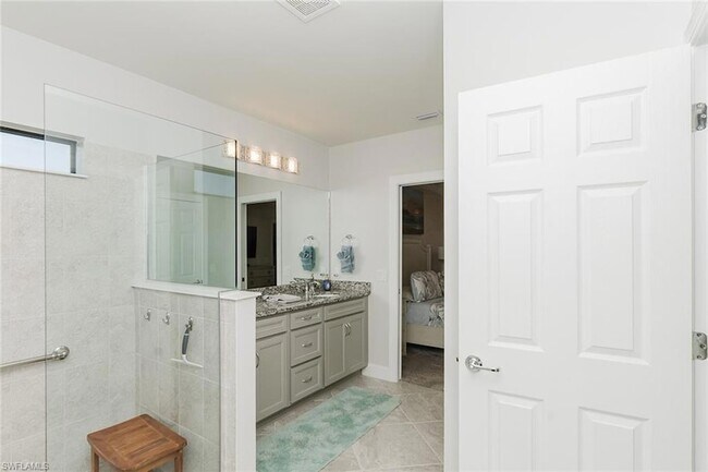 Building Photo - 6189 Harmony Dr