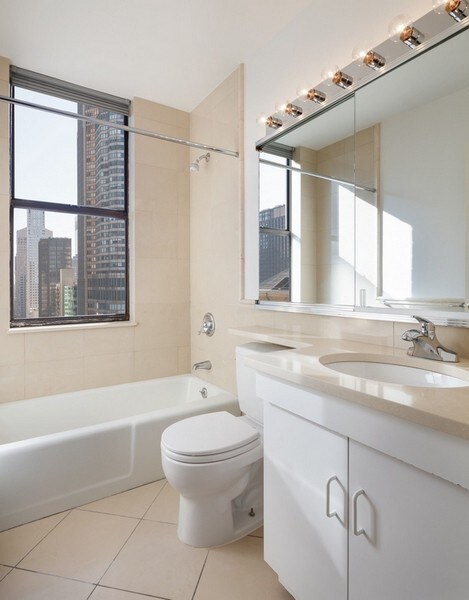 Building Photo - 211 W 56th St