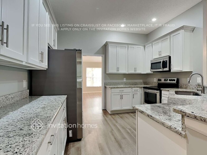 Building Photo - 14621 Astina Way