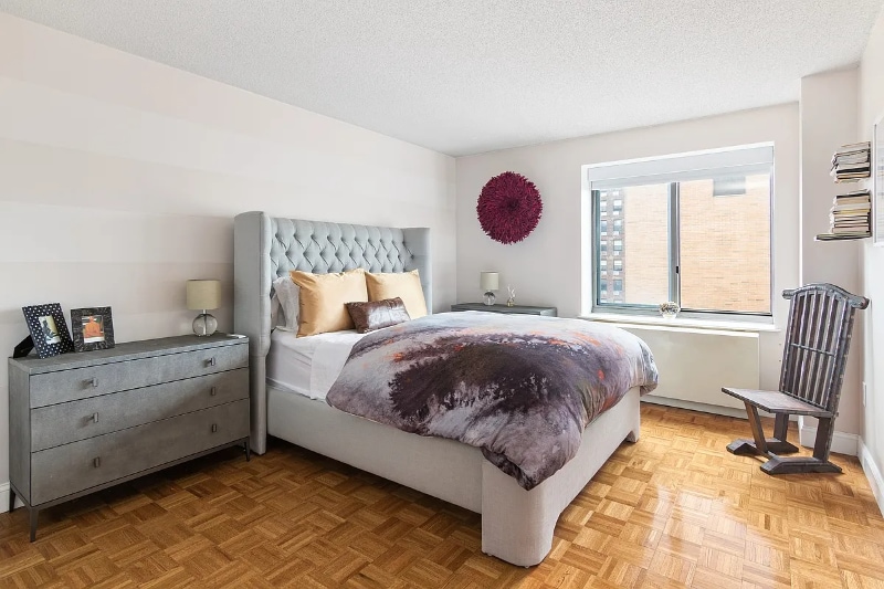 Building Photo - 300 W 135th St