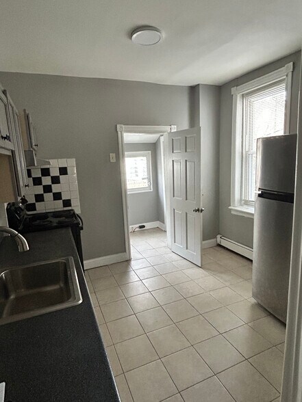 Building Photo - 2029 S Frazier St