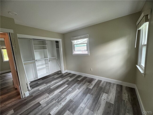 Building Photo - 7878 Sagamore Dr N