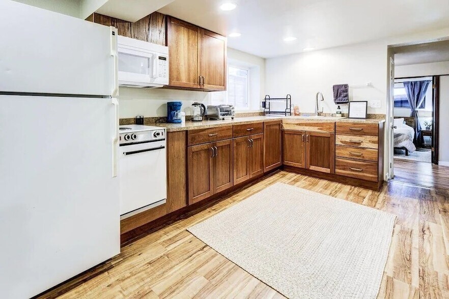 Downstairs kitchen - 4008 37th Ave SW