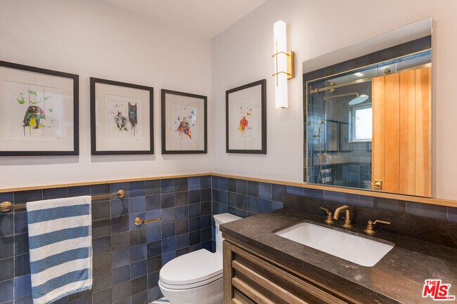 Building Photo - 4880 Queen Florence Ln