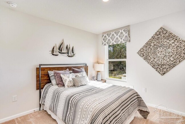 Building Photo - 909 Lovebird Ct