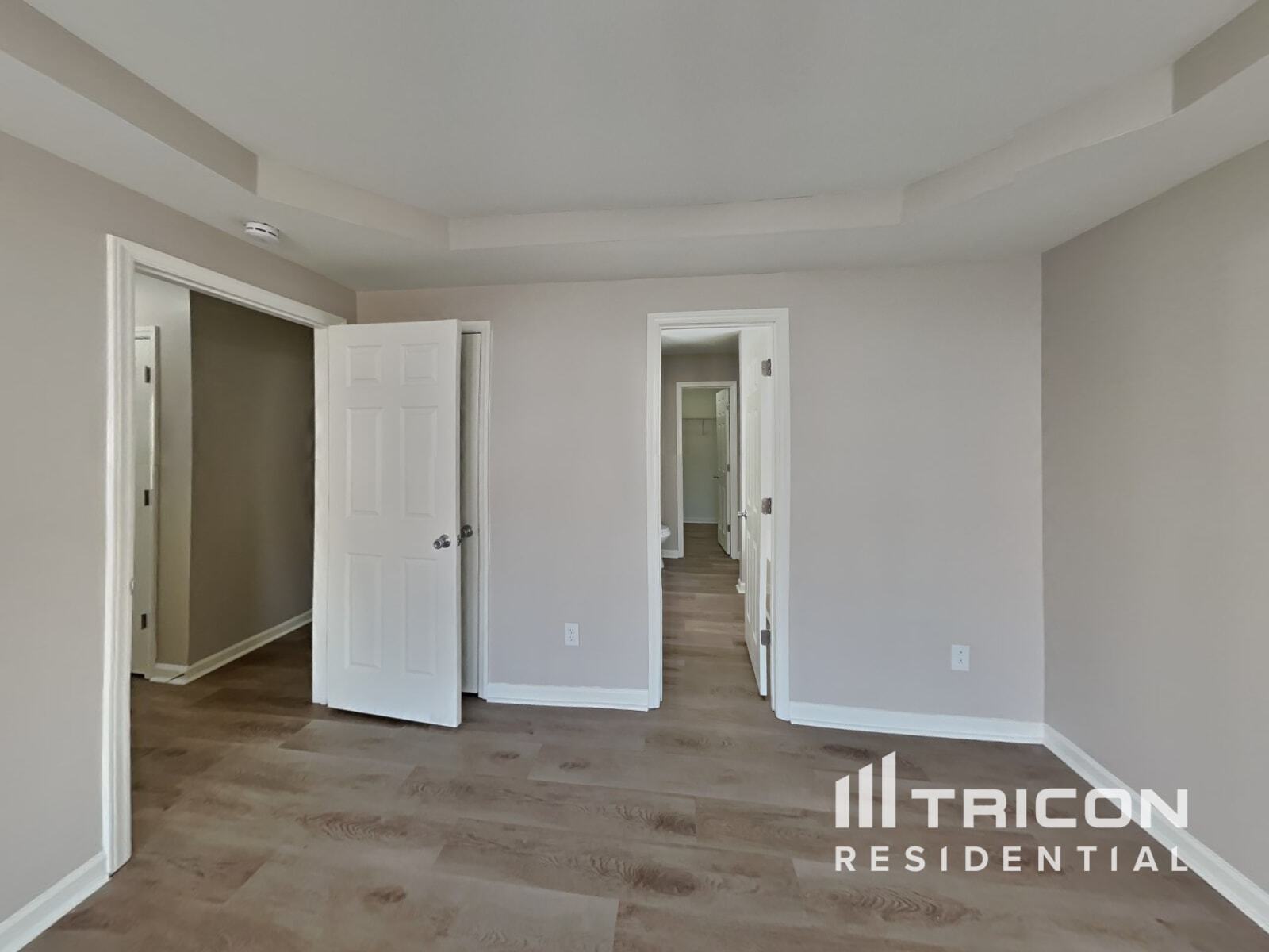 Building Photo - 2531 Cres Forest Dr