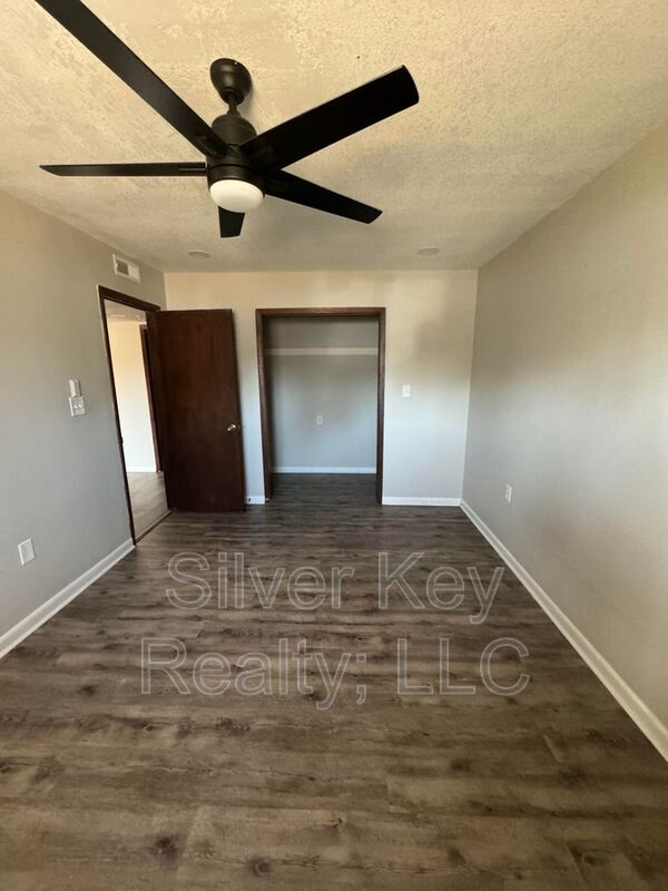 Building Photo - 116 Old Athens Pike