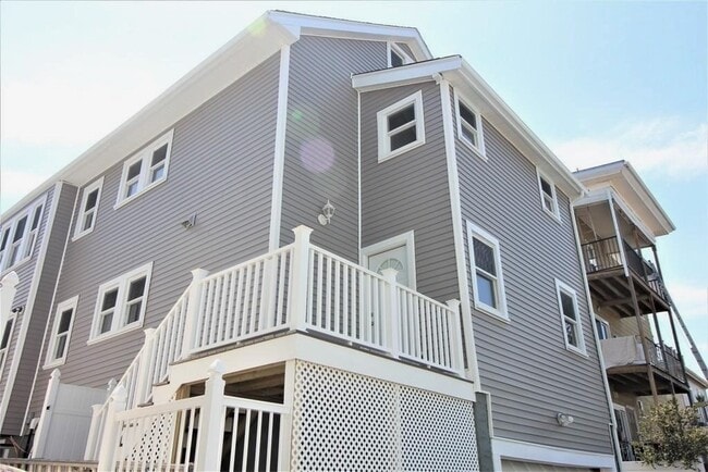 Building Photo - 49 Albion St