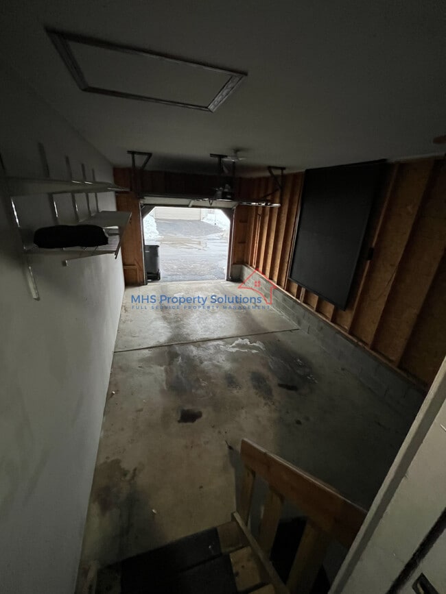 Building Photo - 186 Macfalls Way