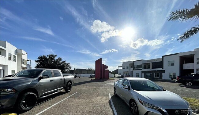 Building Photo - 28 Colbath Ave