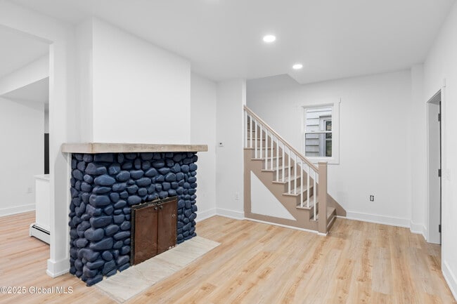 Building Photo - 38 W Erie St