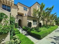 Building Photo - 129 Briarberry