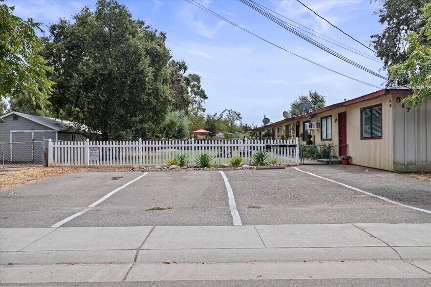 Building Photo - 5175 2nd St
