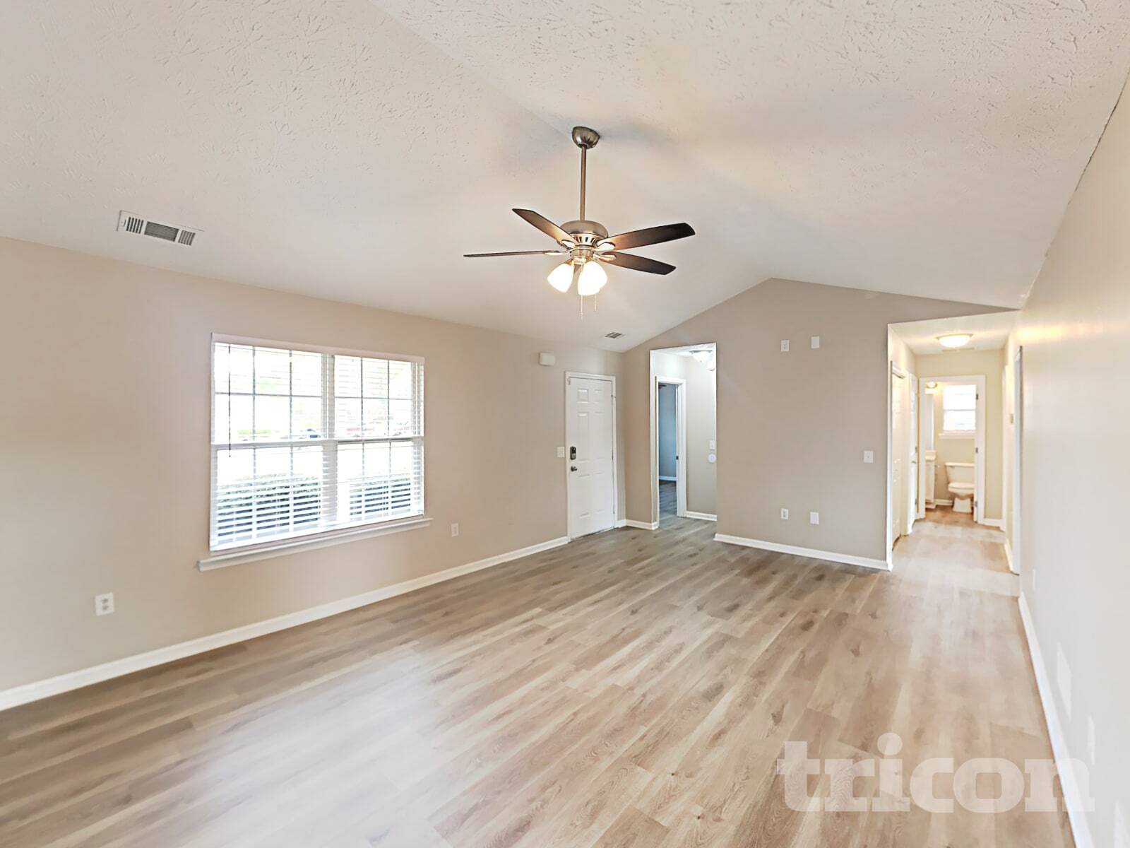 Building Photo - 98 Pin Oak Ct