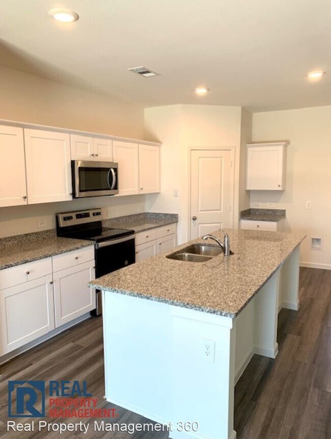 Building Photo - 4 br, 2 bath House - 13236 Ridings Drive