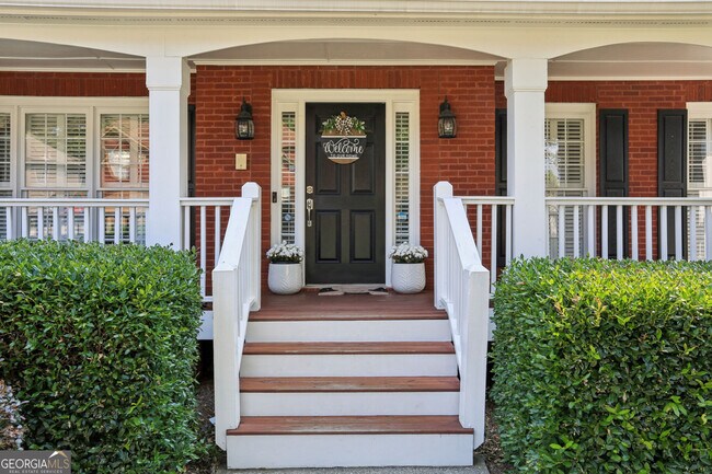 Building Photo - 2059 Sugar Springs Dr