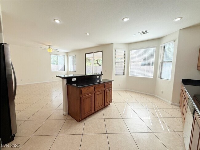 Building Photo - 9101 Dorrell Ln