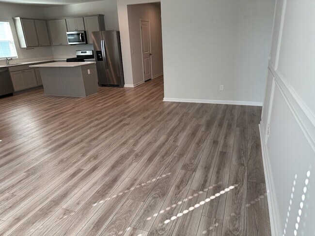 Building Photo - 964 Longleaf Dr