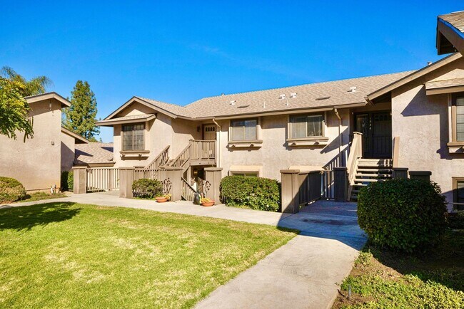 Building Photo - Beautifully Updated & Remodeled Upstairs Condo Unit in the Serene Pala Mesa Villas HOA Community,...