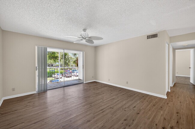 Building Photo - 2512 SE Anchorage Cove
