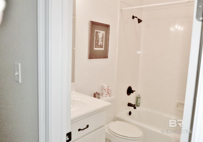 Building Photo - 116 Pinnacle Ct
