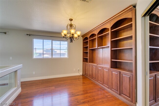 Building Photo - 1683 Tassel Fern Ave