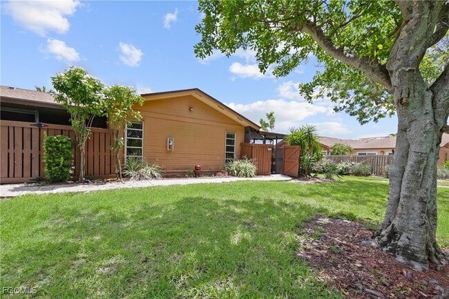 Building Photo - 6322 Royal Woods Dr