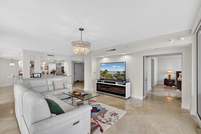 Building Photo - 3800 N Ocean Dr