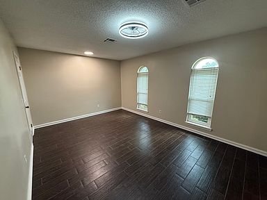 Building Photo - 1623 E McElroy Pl