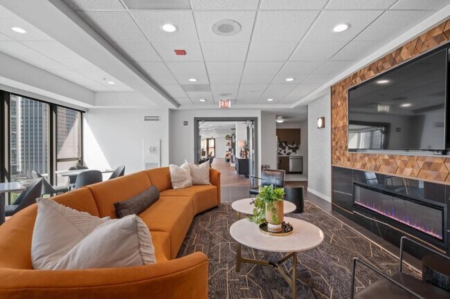 Building Photo - 1 bedroom in Chicago IL 60601