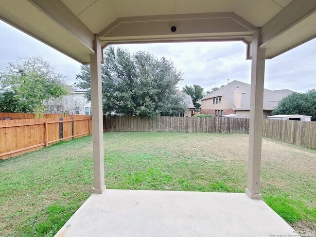 Building Photo - 11927 Jasmine Way